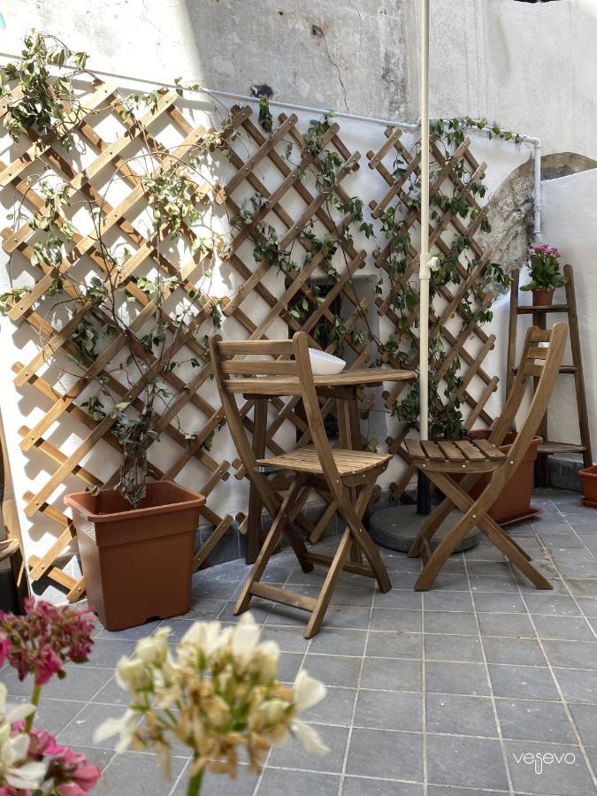 Vesevo Rooms Naples Exterior photo